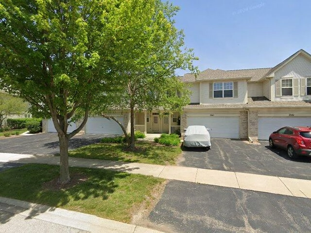 House image located at Aurora, IL 60503