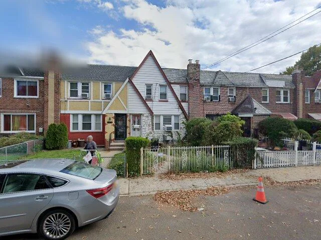 House image located at Saint Albans, NY 11412