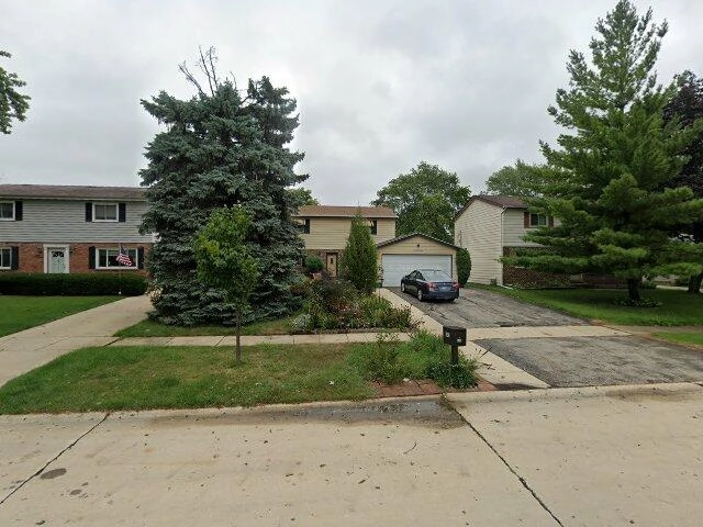House image located at Lombard, IL 60148