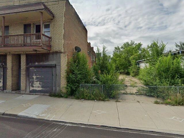 House image located at Cleveland, OH 44105