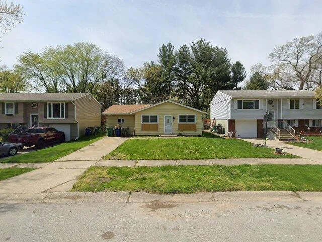 House image located at Hobart, IN 46342