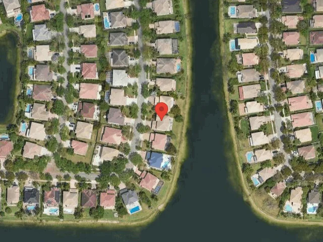 House image located at Hollywood, FL 33027