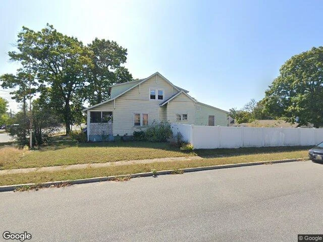 House image located at National Park, NJ 08063