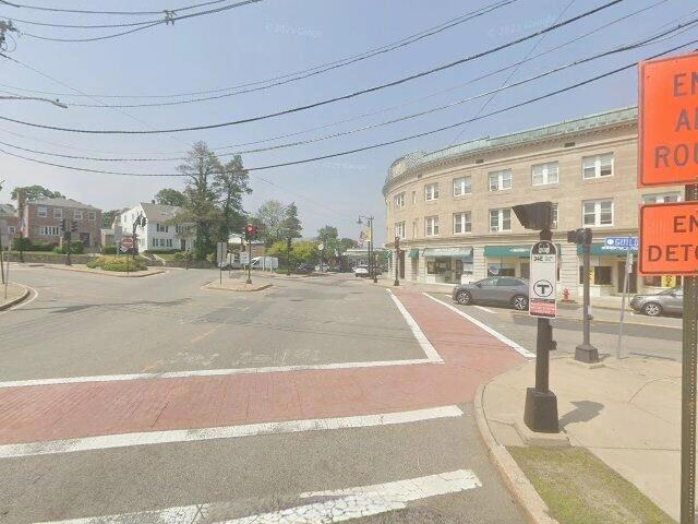 House image located at Monroe, MI 48161