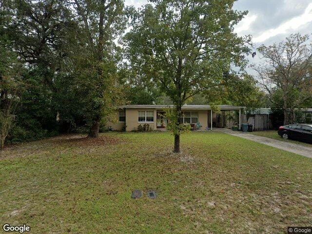 House image located at Tampa, FL 33617