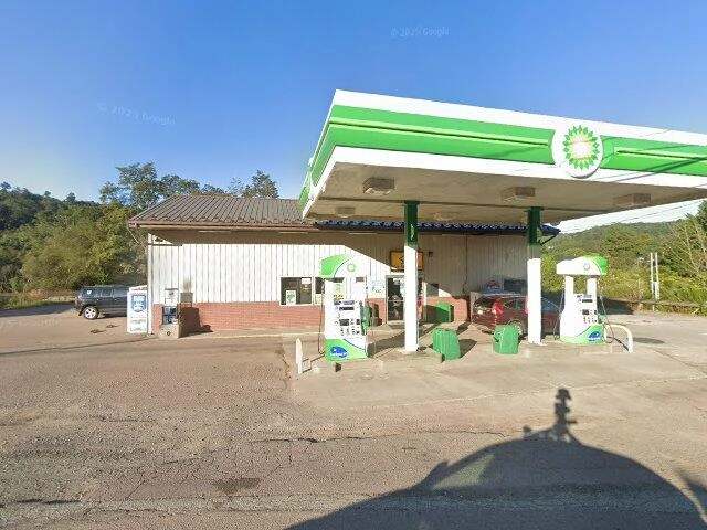 House image located at Garrett, PA 15542