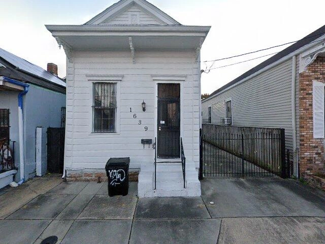 House image located at New Orleans, LA 70117