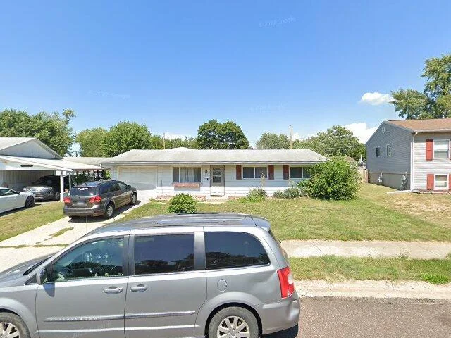 House image located at Pekin, IL 61554