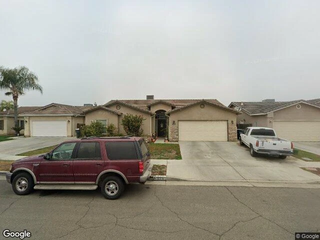 House image located at Tulare, CA 93274