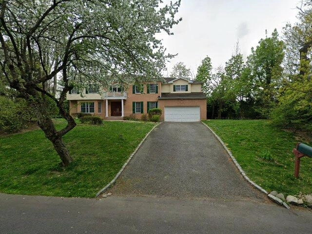 House image located at Port Washington, NY 11050