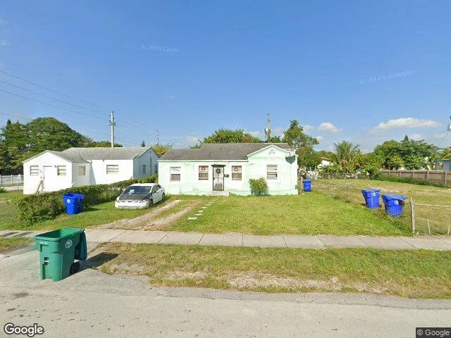 House image located at Miami, FL 33150