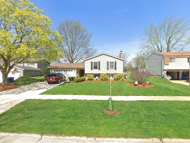 House image located at Louisville, KY 40218