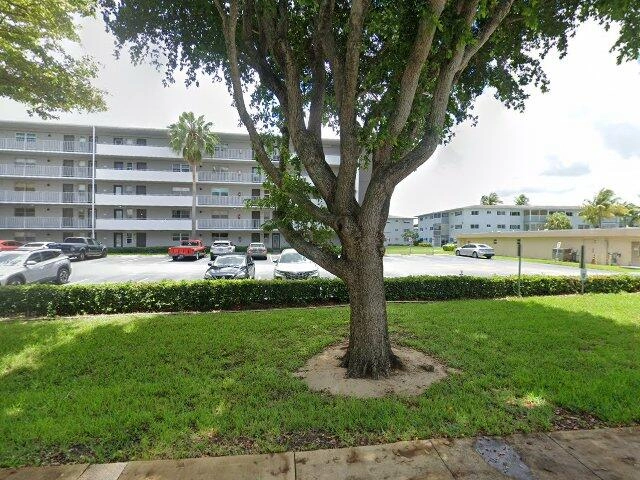 House image located at Hollywood, FL 33021