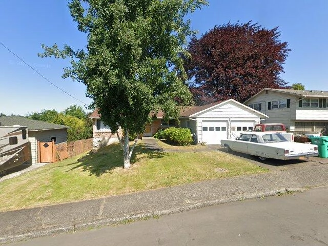 House image located at Portland, OR 97222
