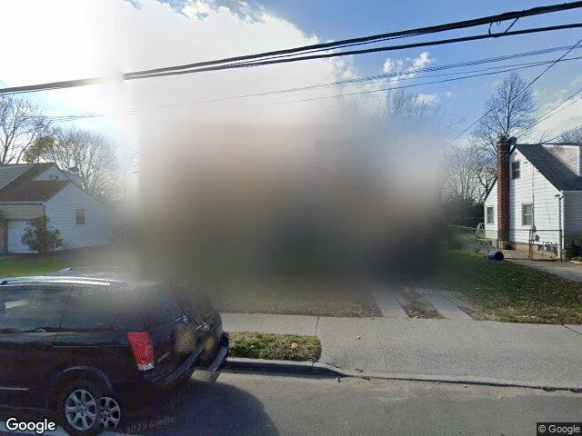 House image located at Farmingdale, NY 11735