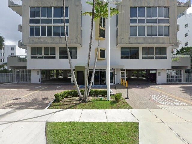 House image located at North Miami Beach, FL 33160