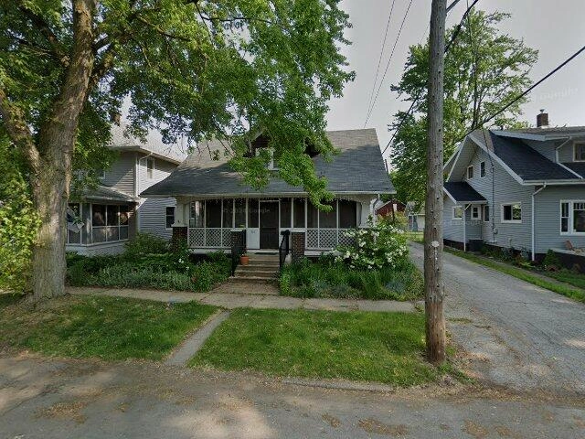 House image located at Goshen, IN 46526