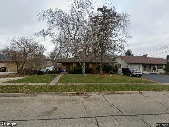 House image located at Woodstock, IL 60098