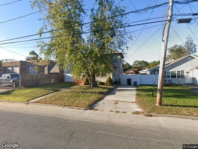 House image located at Bay Shore, NY 11706