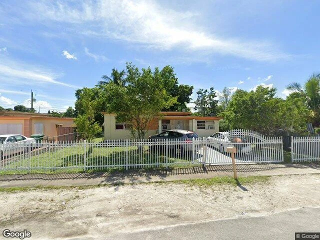 House image located at Miami, FL 33167