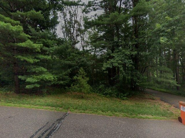 House image located at Eau Claire, WI 54701