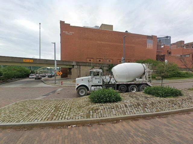 House image located at Taunton, MA 02780