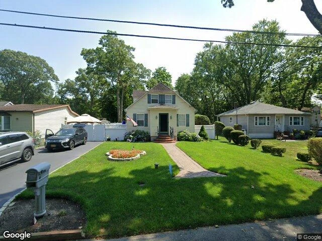 House image located at Yaphank, NY 11980