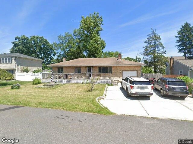 House image located at Holbrook, NY 11741