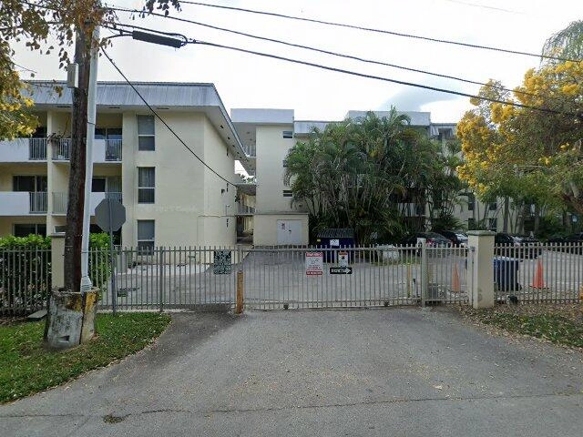 House image located at Miami, FL 33156