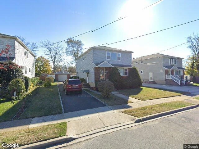 House image located at Oceanside, NY 11572