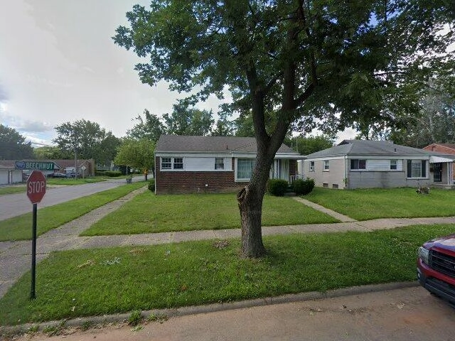 House image located at Inkster, MI 48141