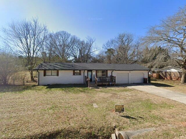House image located at Douglasville, GA 30135
