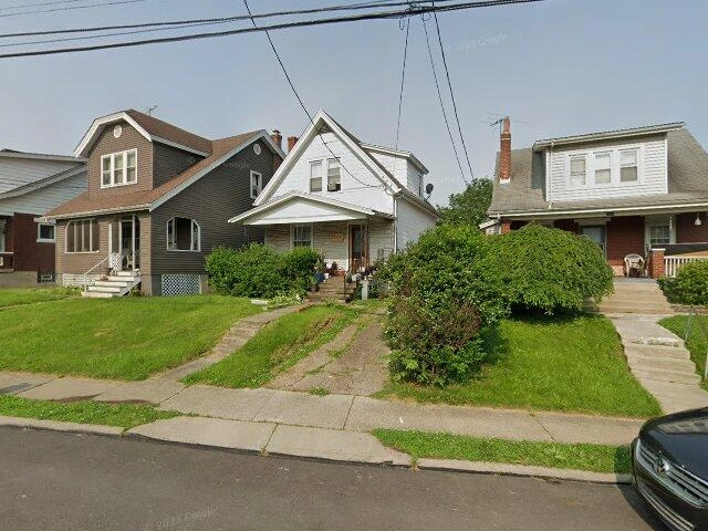House image located at Cincinnati, OH 45212