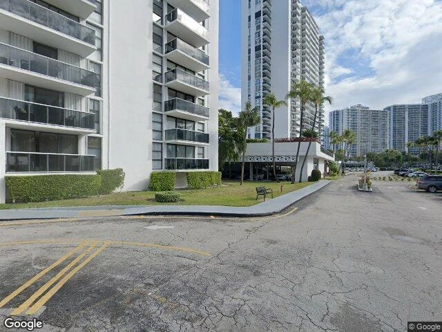 House image located at Miami, FL 33180