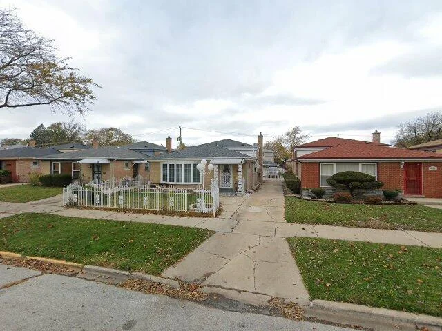 House image located at Chicago, IL 60643