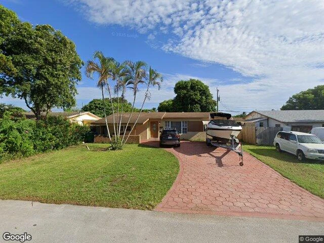 House image located at Hollywood, FL 33023