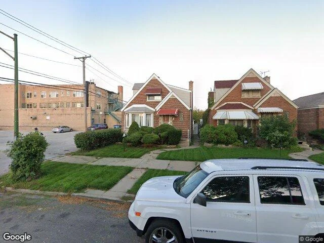 House image located at Chicago, IL 60652