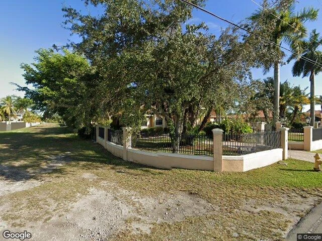 House image located at Miami, FL 33175