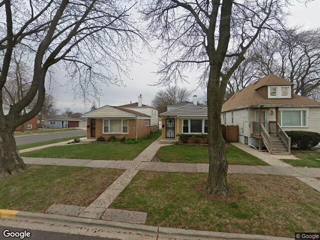 House image located at Bellwood, IL 60104