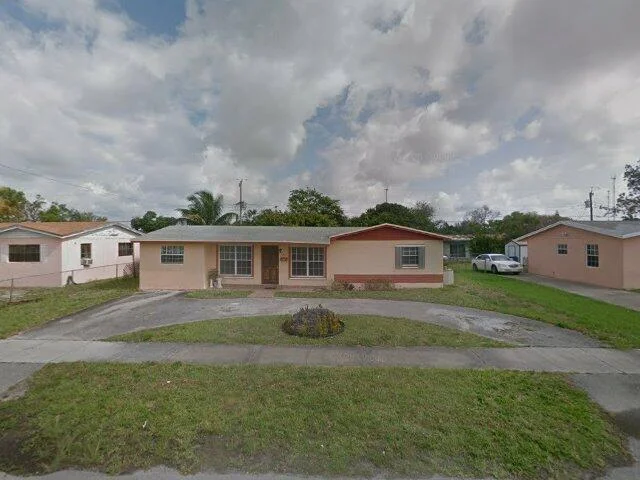 House image located at Miami, FL 33169