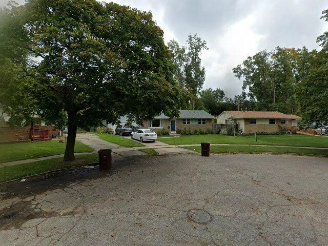 House image located at Lansing, MI 48911