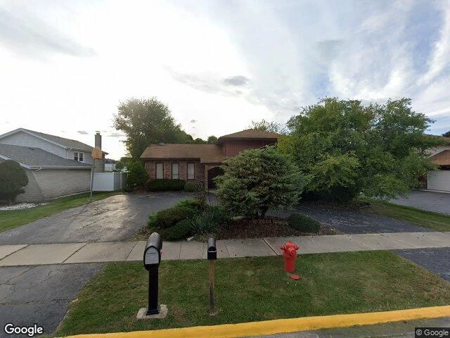 House image located at South Holland, IL 60473