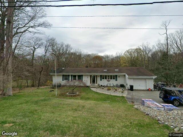 House image located at Newfoundland, NJ 07435