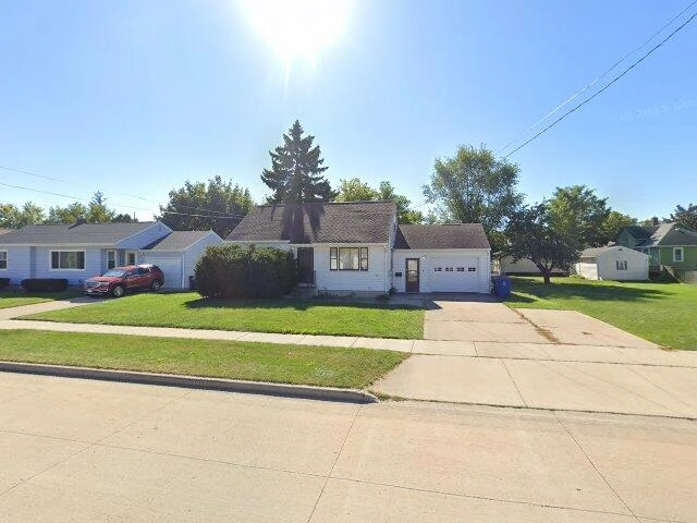 House image located at Oshkosh, WI 54902