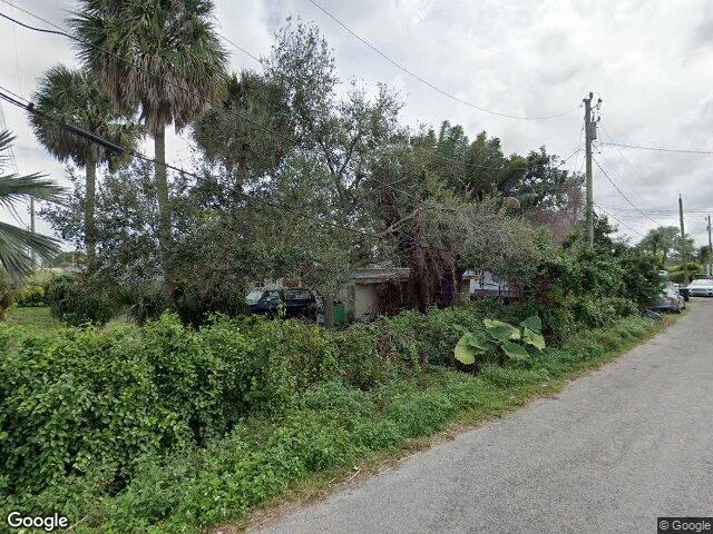 House image located at West Palm Beach, FL 33415