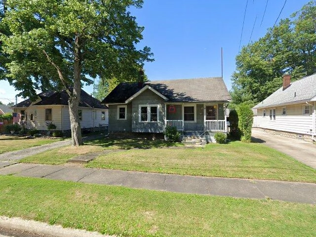 House image located at Warren, OH 44484