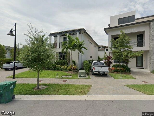 House image located at Miami, FL 33166