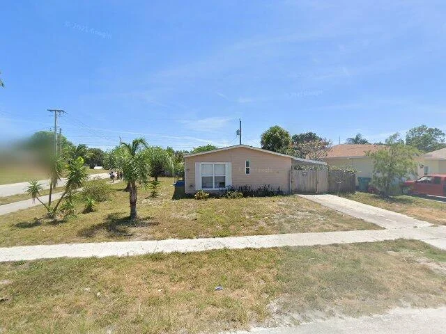House image located at Boynton Beach, FL 33435