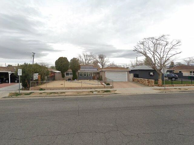 House image located at Palmdale, CA 93550
