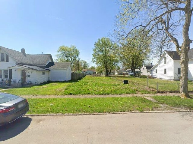 House image located at Gas City, IN 46933